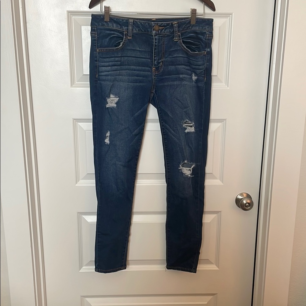Women's American Eagle Blue Distressed Jeans